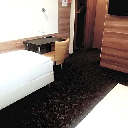 Hotel-gasthof Talblick Hotell Esselbach