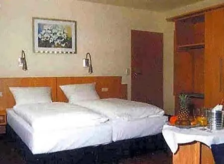 Hotel-gasthof Talblick 3*